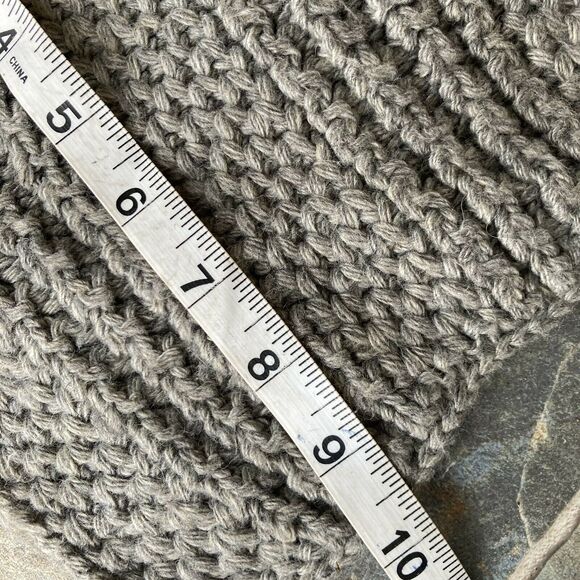 Merona Scarf Chunky Knit Gray Long Warm Winter 70” X 11” Target Work Career - Picture 4 of 5
